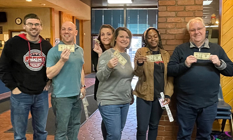 Illinois Mutual employees at a bowling alley